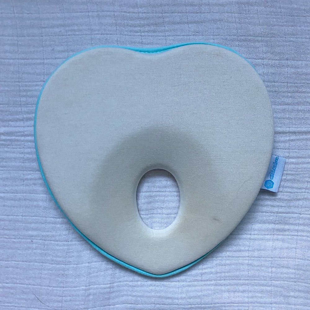 Baby pillow for flat head prevention